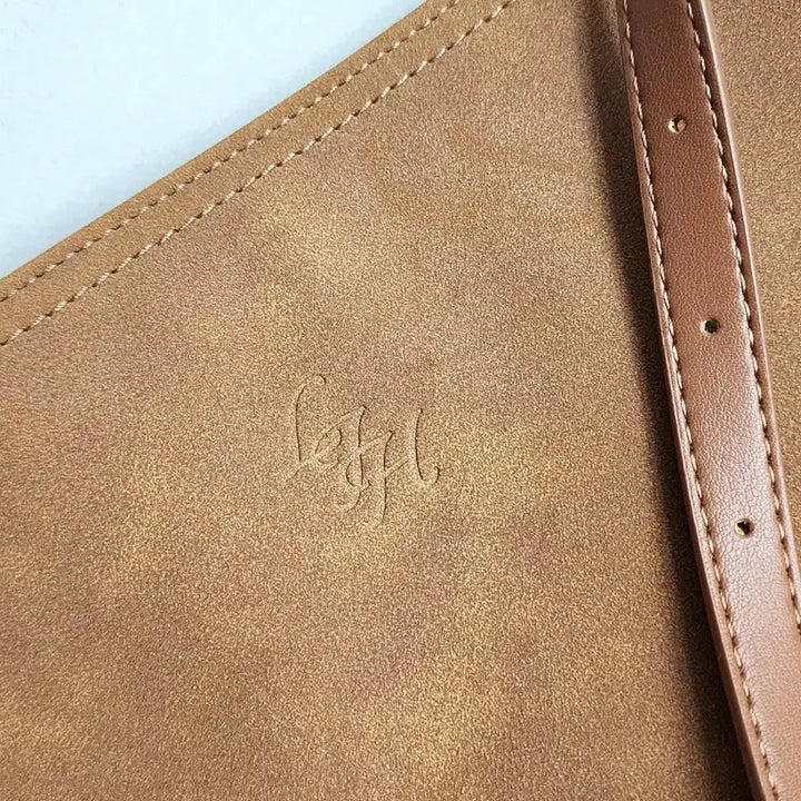 [BUNJANG] Lee Junho Midnight Sun Suede Bag / 이준호 미나썬 스웨이드 가방 1회사용