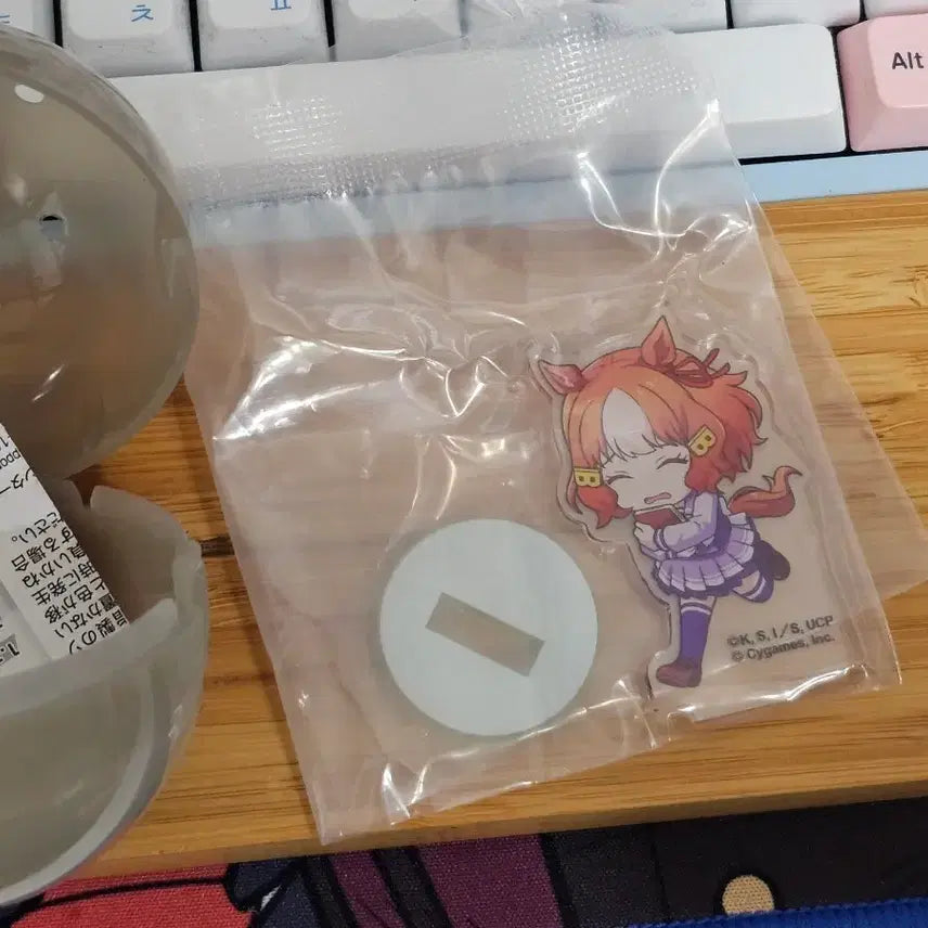 [BUNJANG] Uma Musume Cinderella Gray Gachapon Belluno Light Acrylic Stand / 우마무스메 신데렐라 그레이 가챠폰 벨노 라이트 아크릴스탠드