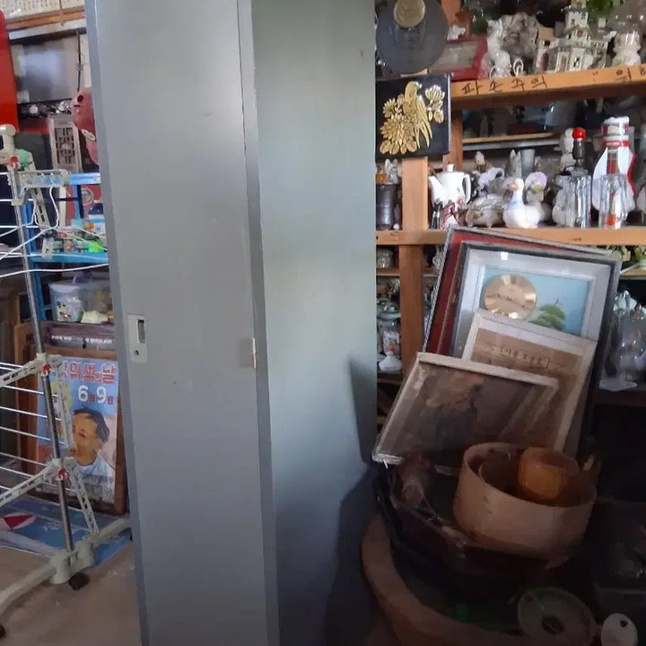 [BUNJANG] Vintage Steel Locker Cabinet 52x42x185cm / 근현대사 철제케비넷 사물함 52x42x185cm
