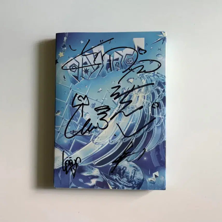 [BUNJANG] TWS Mini 4th Album Signed Album / 투어스 미니4집 싸인앨범 판매합니다.