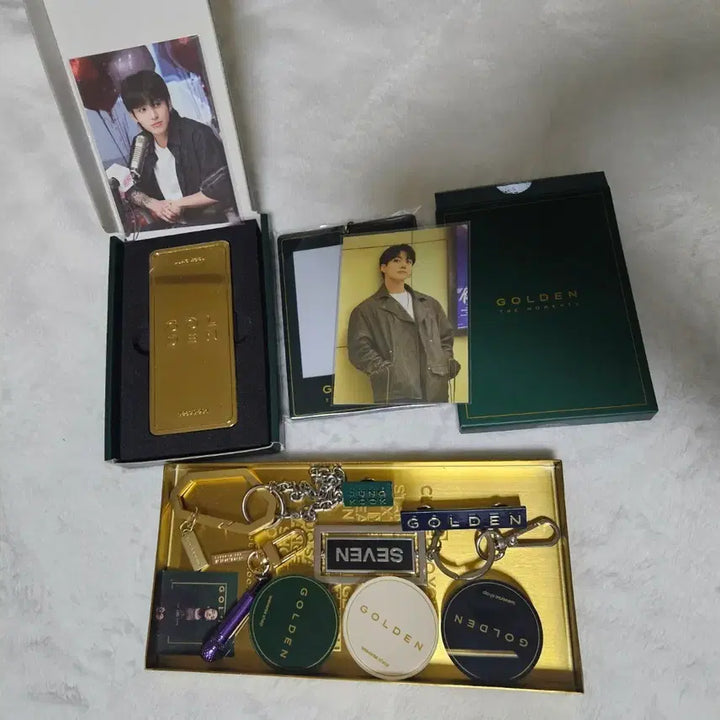 [BUNJANG] BTS Jungkook Official Merchandise Bundle Set / 방탄 정국 공식굿즈 미사용 포함 일괄로 싸게 급처합니다