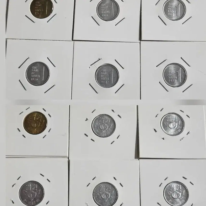 [BUNJANG] South Korean 1 Won Uncirculated Coin Set (1967-1991) / 1967년부터 1991년까지 1원 미사용동전으로줄세우기