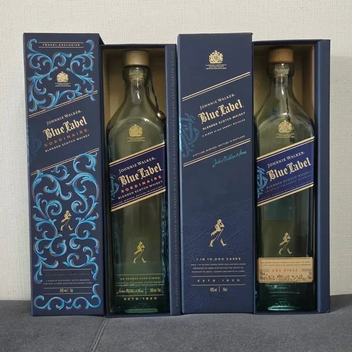 [BUNJANG] Johnnie Walker Blue Label XORDINAIRE Whiskey Empty Bottles with Case (Set of 2) / 조니워커 블루라벨 위스키 공병