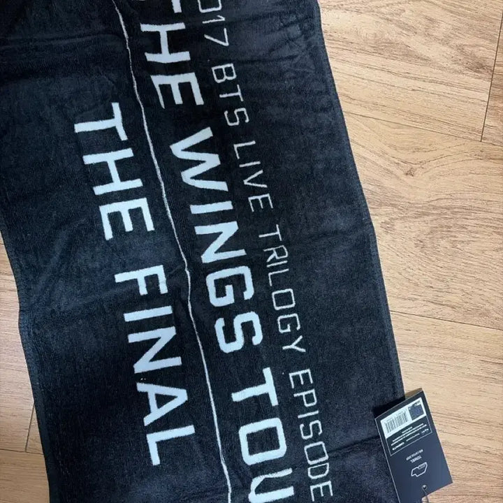 [BUNJANG] BTS WINGS TOUR Official Muffler Towel MD / 방탄소년단 WINGS TOUR 공식 머플러 타월 MD 미사용