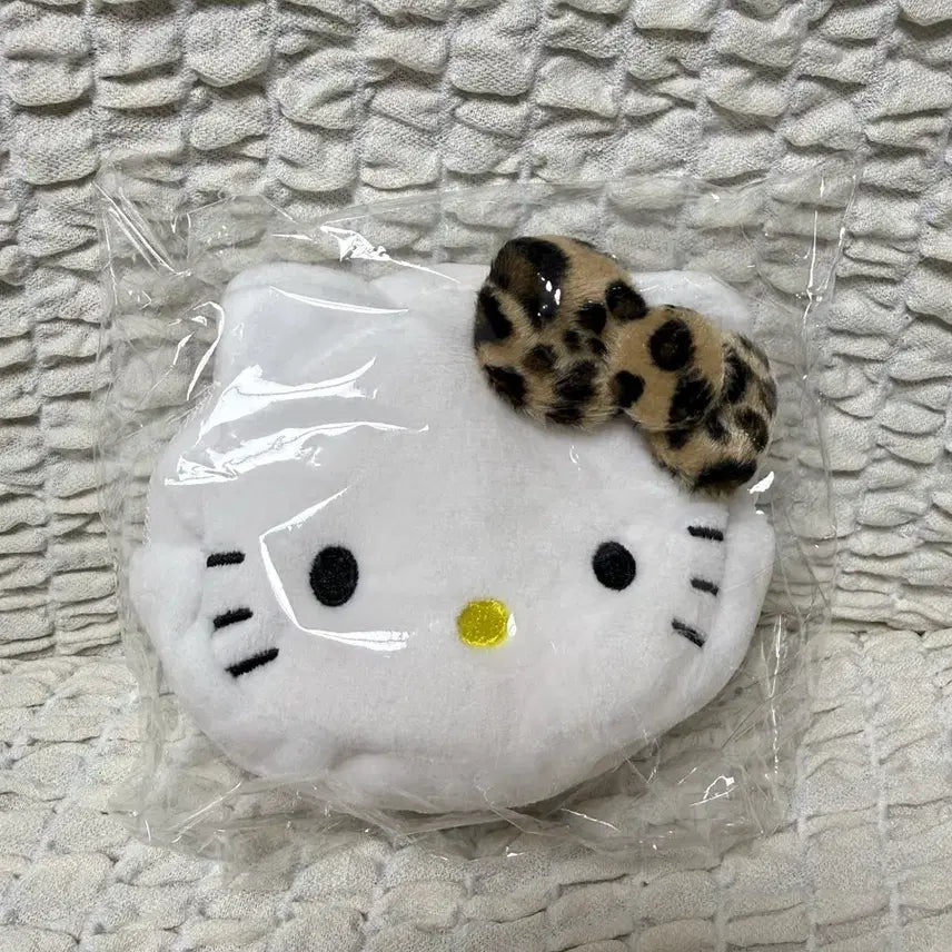[BUNJANG] Sanrio Hello Kitty Leopard Brown Mini Face Pouch / 산리오 미니페이스 파우치 헬로키티 호피브라운