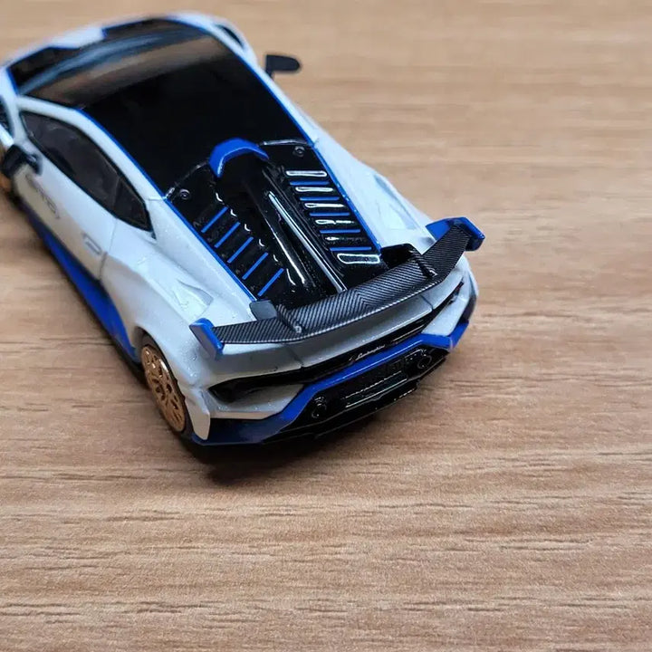[BUNJANG] Minini GT Huracan STO Bianco Asopo 1:64 Die-cast Model / 미니지티 우라칸 sto 흰색