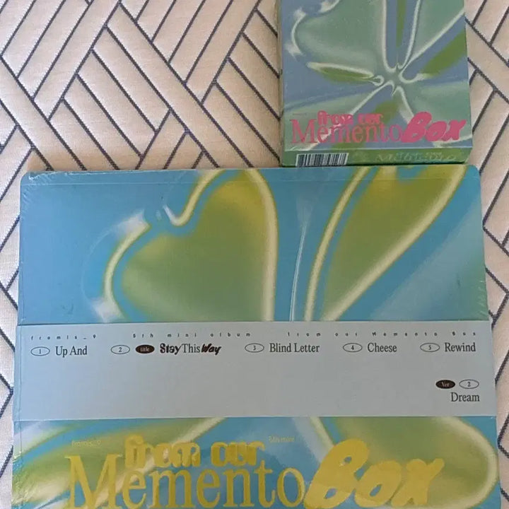 [BUNJANG] fromis_9 Memento Box Album Kino Sealed / 프로미스나인 메멘토 Memento Box 앨범 키노 미개봉 판매