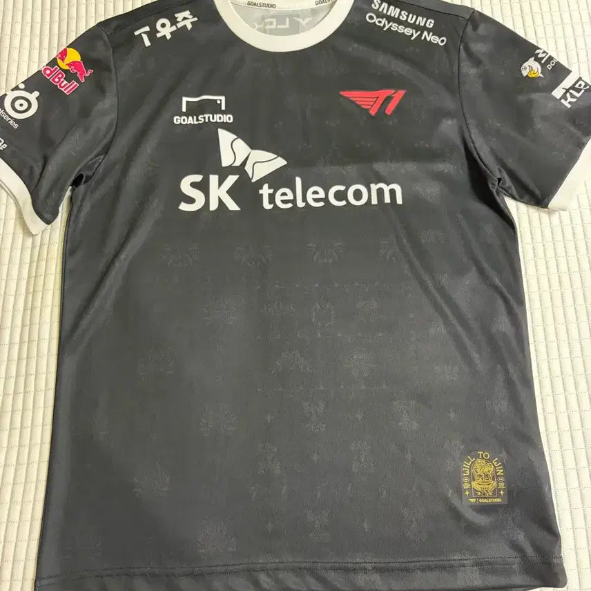 [BUNJANG] T1 2023 Spring Player Uniform L / [L]T1 2023 스프링 오너 유니폼 판매