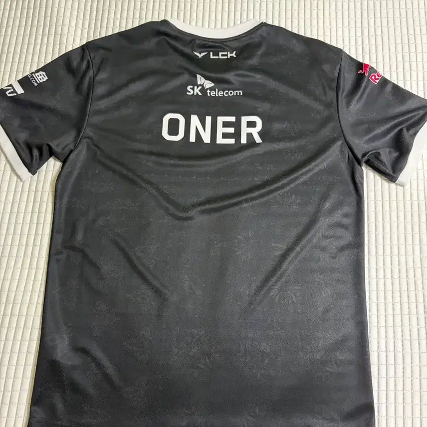 [BUNJANG] T1 2023 Spring Player Uniform L Size / [L]T1 2023 스프링 오너 유니폼 판매