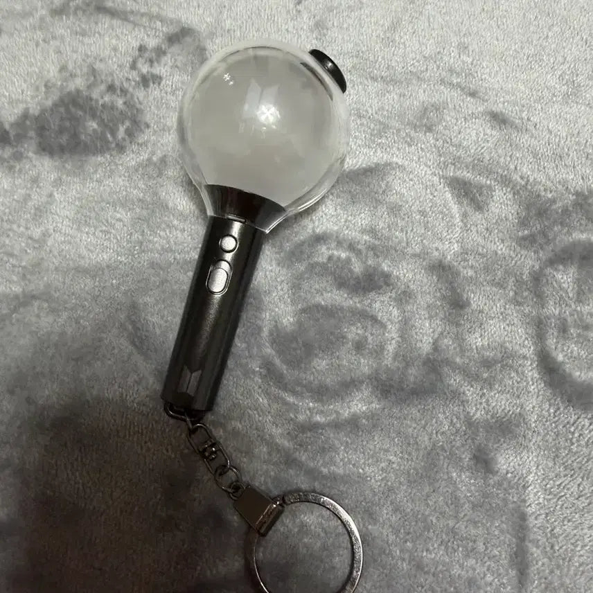 [BUNJANG] BTS Official Light Stick Keychain / 방탄소년단 응원봉 키링