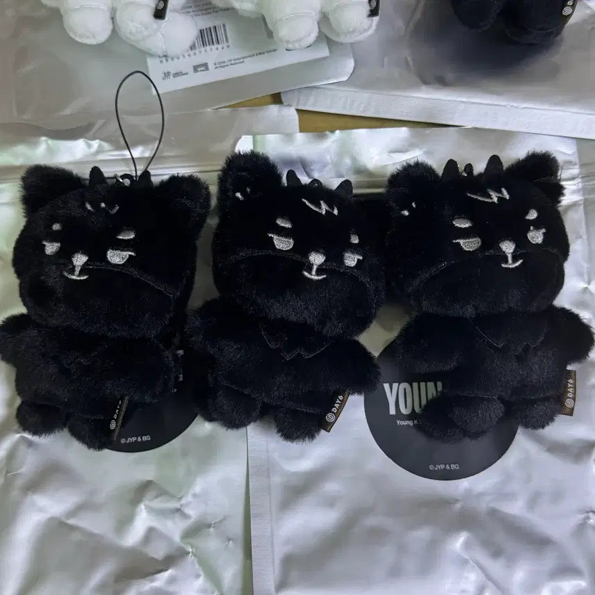 [BUNJANG] Young K Youngest Solo Concert MD Secret Plush Keychain Devil / 영케이 영기스트 솔콘 엠디 시크릿 플러쉬 키링 악마 쁘멀