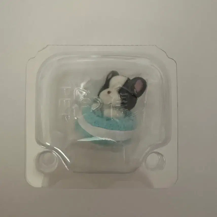 [BUNJANG] Sylvanian Families Kirakira Kuji Happy Sweets G Prize Macaron Bulldog Newborn New / 실바니안 키라키라 쿠지 G상 마카롱 불독 신생아 새상품