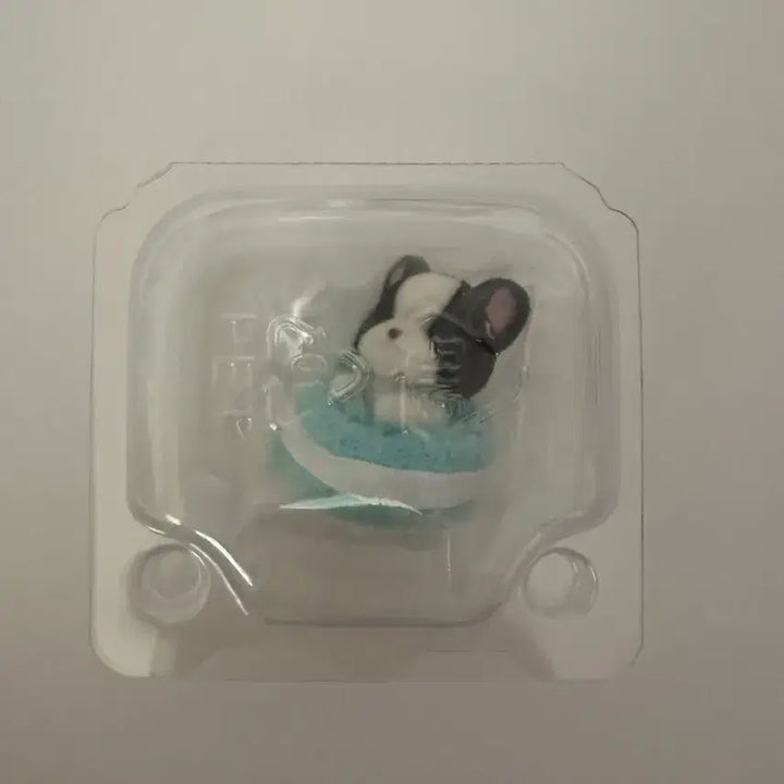 [BUNJANG] Sylvanian Families Kirakira Kuji Happy Sweets G Prize Macaron Bulldog Newborn New / 실바니안 키라키라 쿠지 G상 마카롱 불독 신생아 새상품