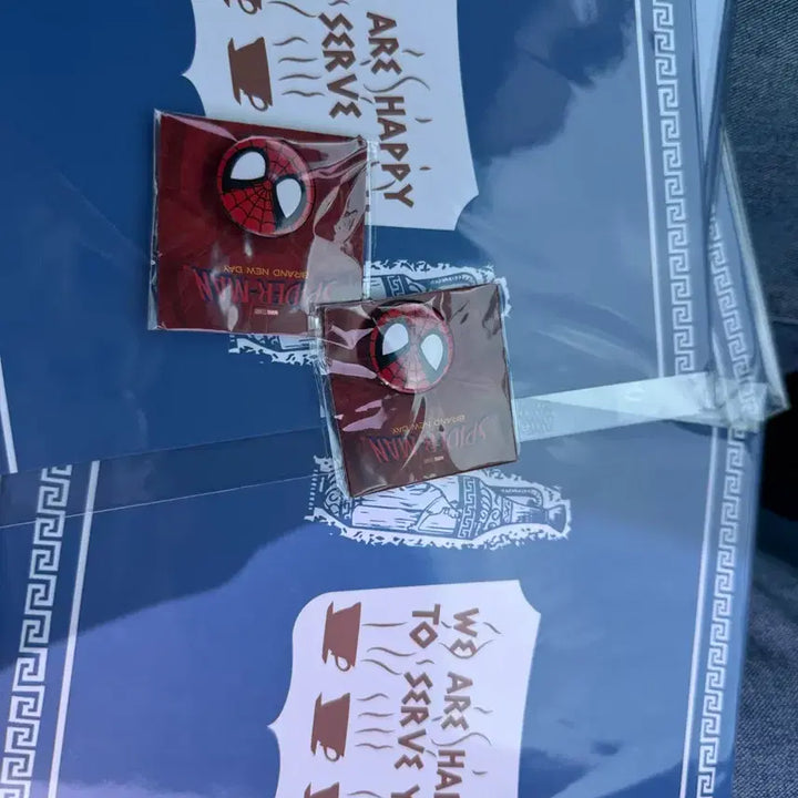 [BUNJANG] Spider-Man Peter Parker Bundle Set Special Letter Badge / 배송완료 (2개 일괄건