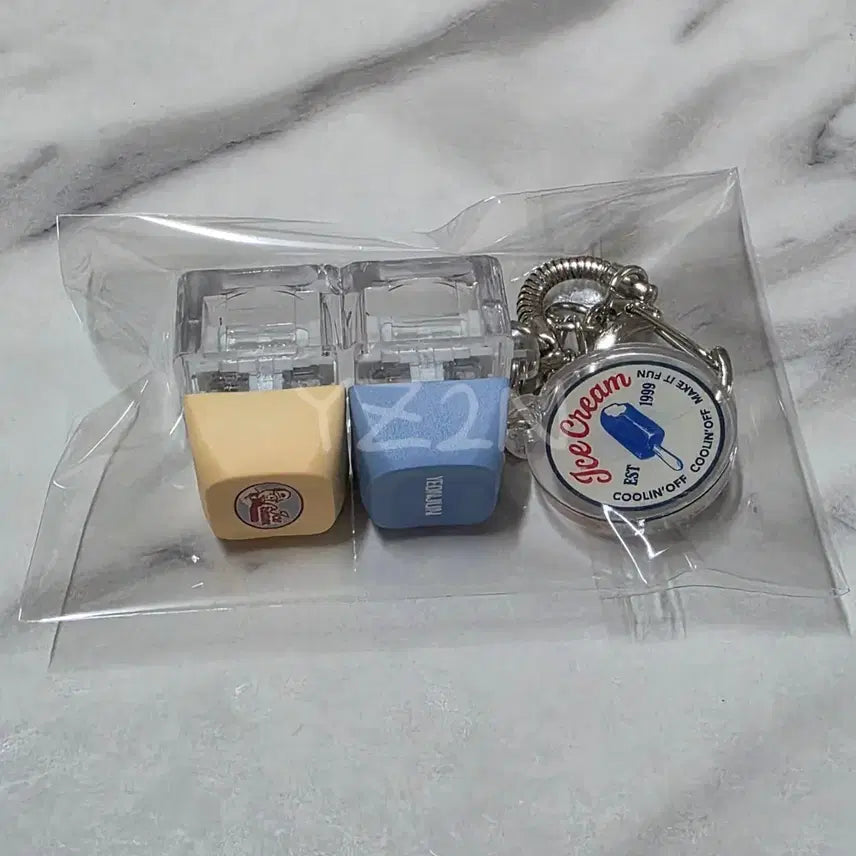 [BUNJANG] TXT Yeonjun Ice Cream Keycap Keyring / (연준) 아이스크림 키캡 키링