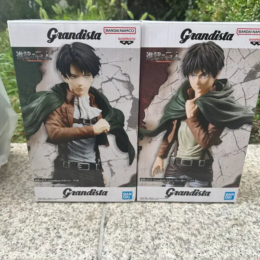 [BUNJANG] Attack on Titan Grandista Eren &amp; Levi Figure Bundle / 진격의거인 그란디스타 에렌 레바이 피규어 팝니다