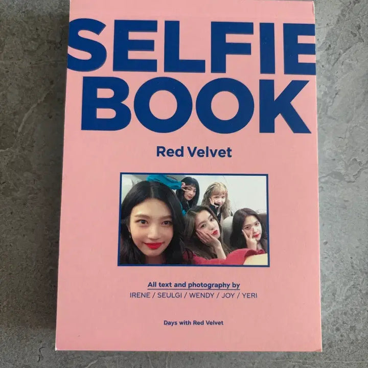 [BUNJANG] Red Velvet Limited Edition Selfie Book / 레드벨벳 한정판 셀피북