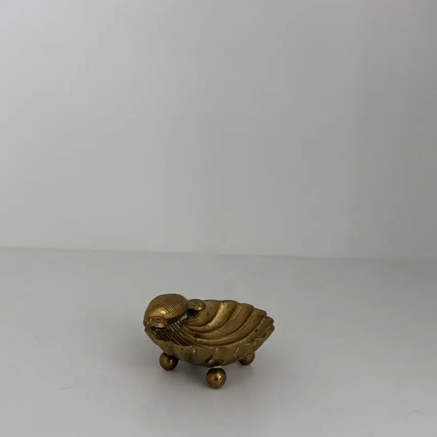 [BUNJANG] Vintage Brass Shell Mini Trinket Dish (Italy) / 빈티지 브라스 쉘 미니트링켓(이태리)