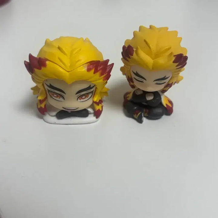 [BUNJANG] Rengoku Kyojuro Gacha Figure / 급처)렌코쿠 쿄쥬로 가챠 팔아요
