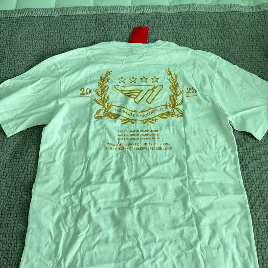 [BUNJANG] T1 2023 Worlds Championship Commemorative T-Shirt / 23 월즈 우승 기념 t1 티셔츠