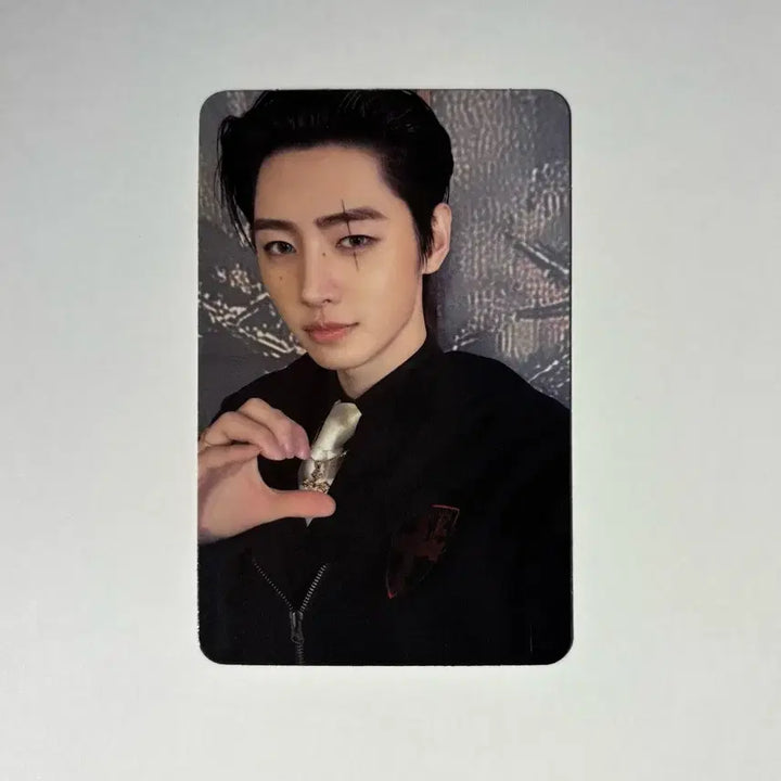 [BUNJANG] ENHYPEN Sunghoon Desire Unreleased Photocard / 엔하이픈 성훈 디자이어 언리쉬 쇼피 카페 케이팝 머치 태국 포카 shopee