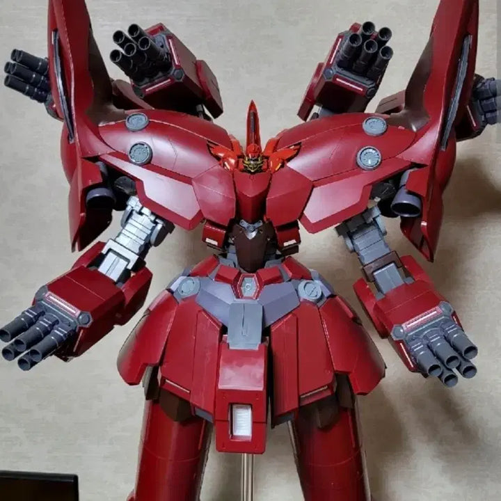 [BUNJANG] HG Neo Zeong (Assembled), MG Destiny (New), HG Gold 45th First Gundam (Assembled), Gold Gun Base (Limited Edition, New), Zaku Axe (New), Mega Unicorn (Assembled) Bundle / hg네오지옹가조립+mg데스티니새제품+hg골드45주년퍼스트건담가조립+골드건베이스한정판새제품+자쿠악스새제품+메가유니콘 가조림 일괄
