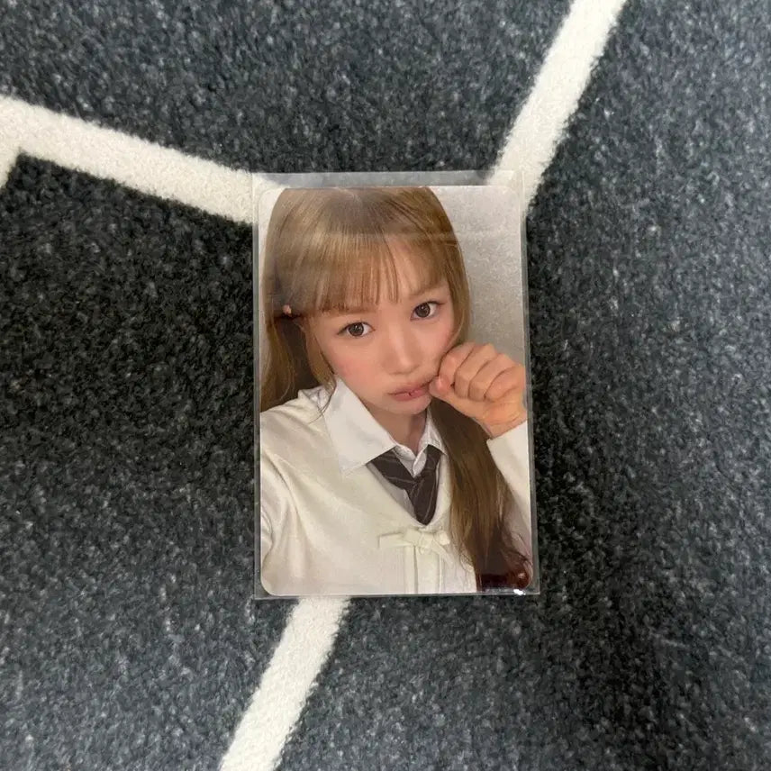 [BUNJANG] Haetsutohhahts Yeoreum Lemon Gyeol Lucky Draw Photocard / 하투하 레몬탱 팝업 미공포 하츠투하츠 예온 애플뮤직 포카