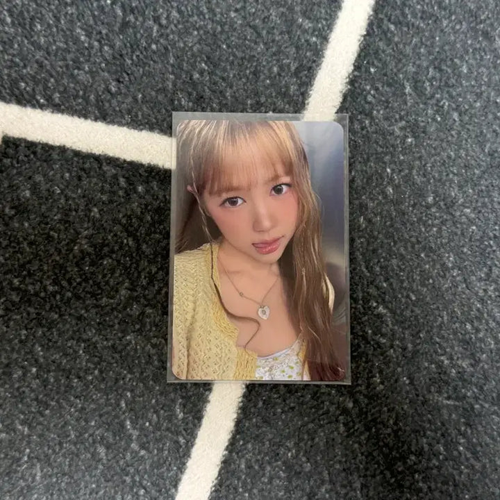 [BUNJANG] HA:TFELiZ Lemon T-ing Yeon Make Star POB Photocard / 하투하 레몬탱 미공포 하츠투하츠 예온 메이크스타 미공포 mk
