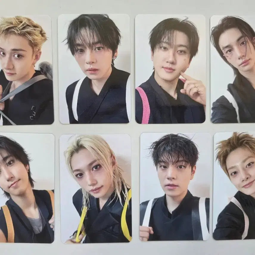 [BUNJANG] Stray Kids Unlock: GO LIVE VOL.1 Seoul Concert Day 2 Entry Photocard 8-Piece Set / 스트레이키즈 런잇 서울 콘서트 둘째날 입장 포토카드 8장 세트