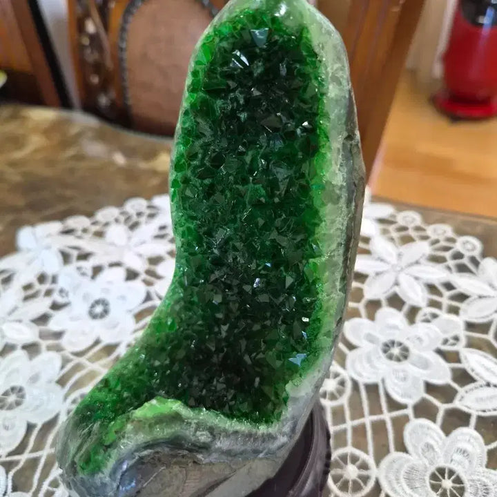 [BUNJANG] Natural Green Crystal Raw Stone (900-1000g) / 천연 녹색 수정원석(900~1000g)
