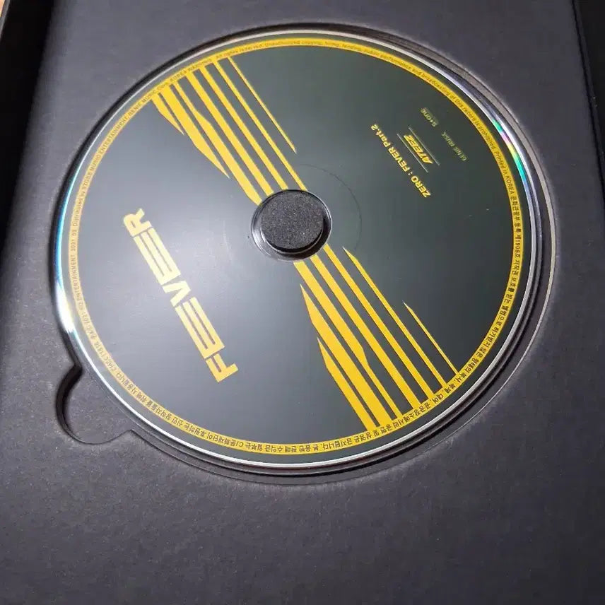 [BUNJANG] ATEEZ Fever Part.2 Diary Ver. Yeosang Photocard / 에이티즈 fever part 2 개봉앨범  다이어리버젼 여상포카1