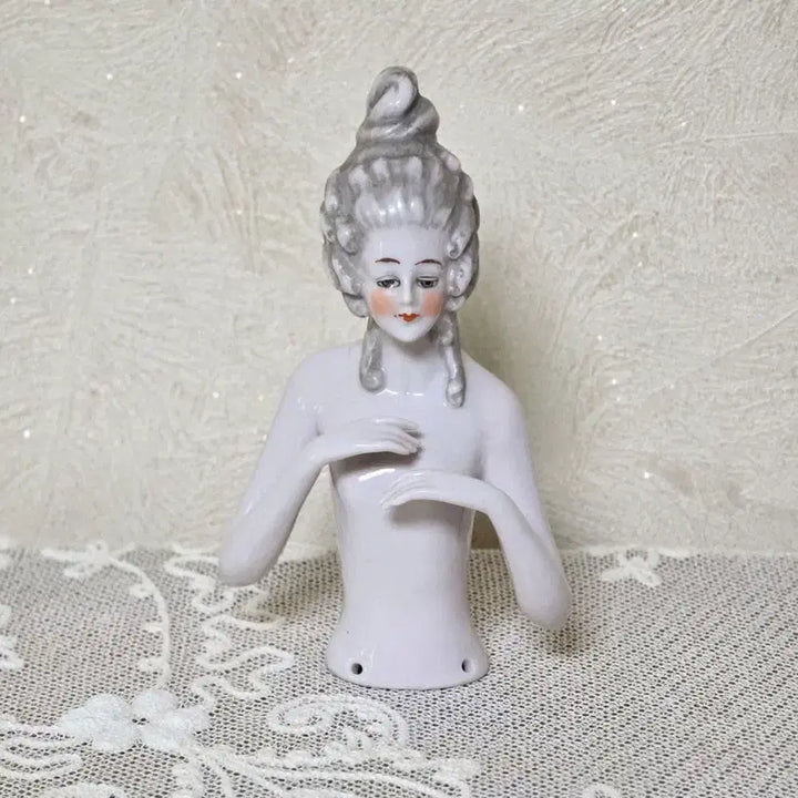 [BUNJANG] German Antique Half Doll Porcelain Figurine Vintage Prop Object Decoration / Antique Half Doll 독일 앤틱 하프돌 도자기 인형 빈티지 소품 오브제 장식