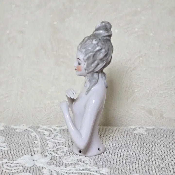 [BUNJANG] German Antique Half Doll Porcelain Figurine Vintage Prop Object Decoration / Antique Half Doll 독일 앤틱 하프돌 도자기 인형 빈티지 소품 오브제 장식