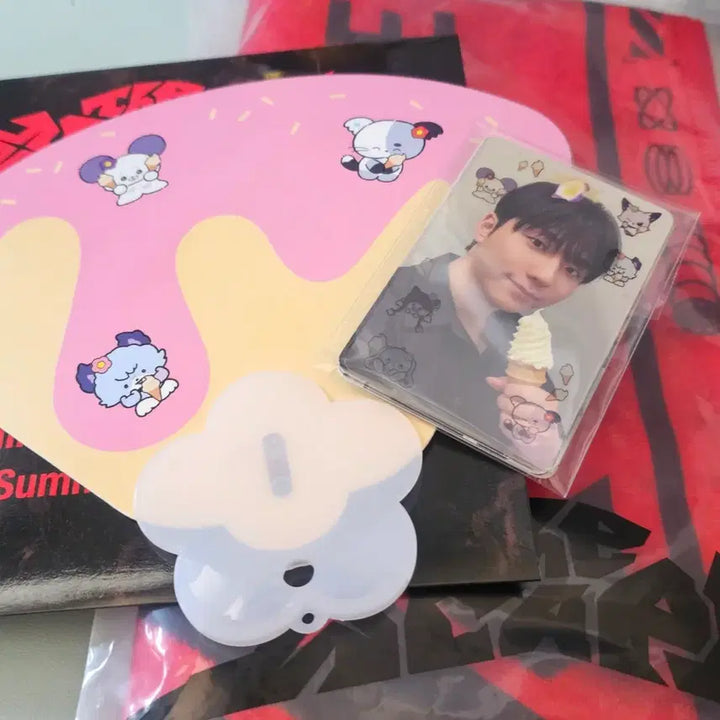 [BUNJANG] Xdinary Heroes Summer Concert Ticket Gift Photocard (Sealed) / xdinary heroes 썸머콘 엑디즈 슬로건 입장 기프트 막콘 포카