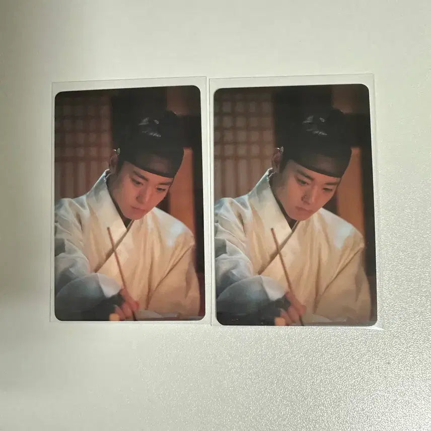 [BUNJANG] Park Ji Hoon Lee Hong Wi T-shirt Photocard / 박지훈 이홍위 티셔츠 포카