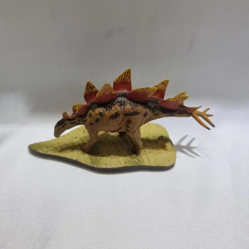 [BUNJANG] Kaiyodo DinoTales Series 2 Stegosaurus Dinosaur Figure / 카이요도 다이노테일즈(초코라자우루스) 2탄 스테고사우루스 공룡 피규어