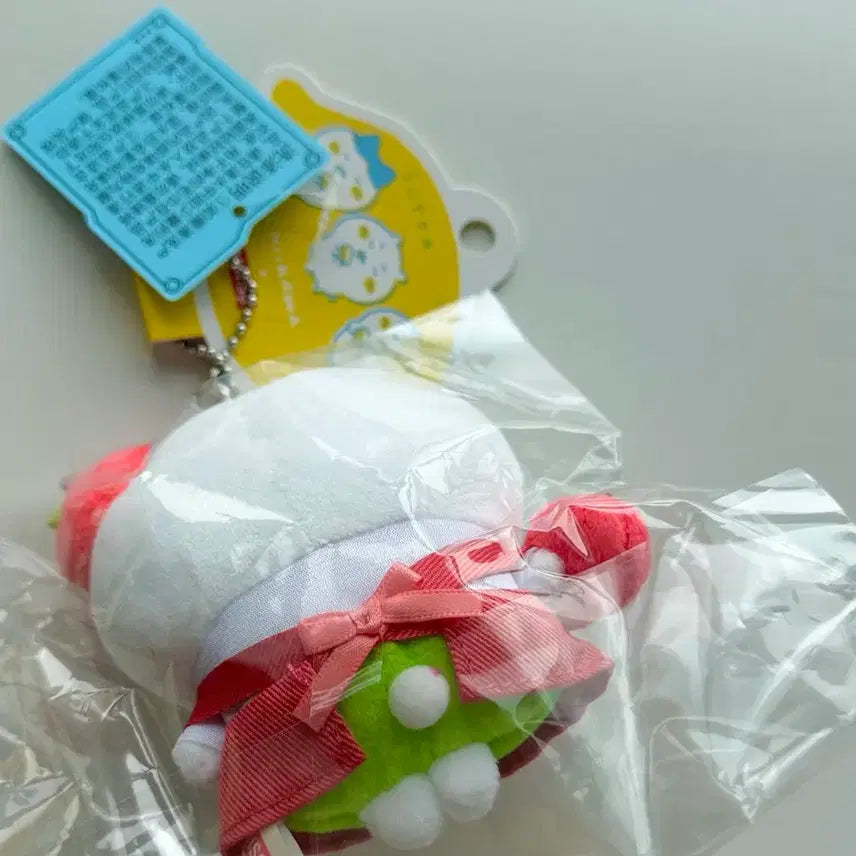 [BUNJANG] Chiikawa MiniSo Apple Clerk Mascot (China Exclusive) / 중국 한정 미니소 팝업 치이카와 사과 점원 치이카와 마스코트