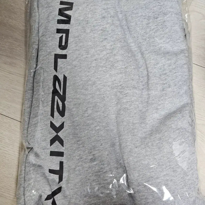 [BUNJANG] Aespa Concert Pants Photocard / 에스파 콘서트 md 바지 닝닝 양도