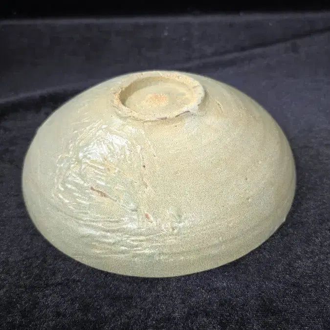[BUNJANG] Authentic Goryeo Celadon White Inlaid Chrysanthemum Pattern Bowl / 진품 고려청자 백상감국화문 발 골동품