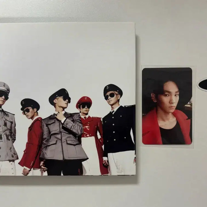 [BUNJANG] SHINee Everybody Album Photocard Bookmark / 샤이니 에브리바디 앨범 (포카, 책갈피O)