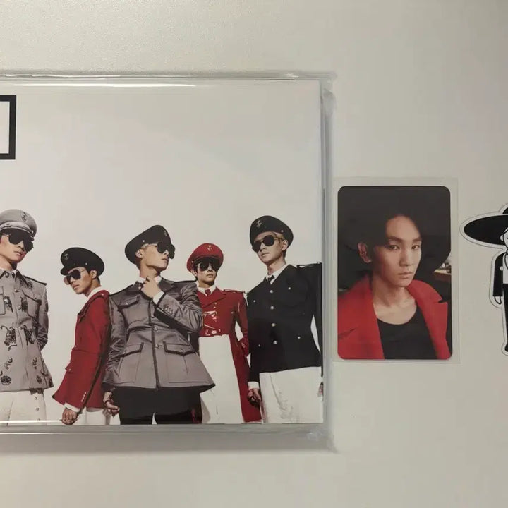 [BUNJANG] SHINee Everybody Album Photocard Bookmark / 샤이니 에브리바디 앨범 (포카, 책갈피O)