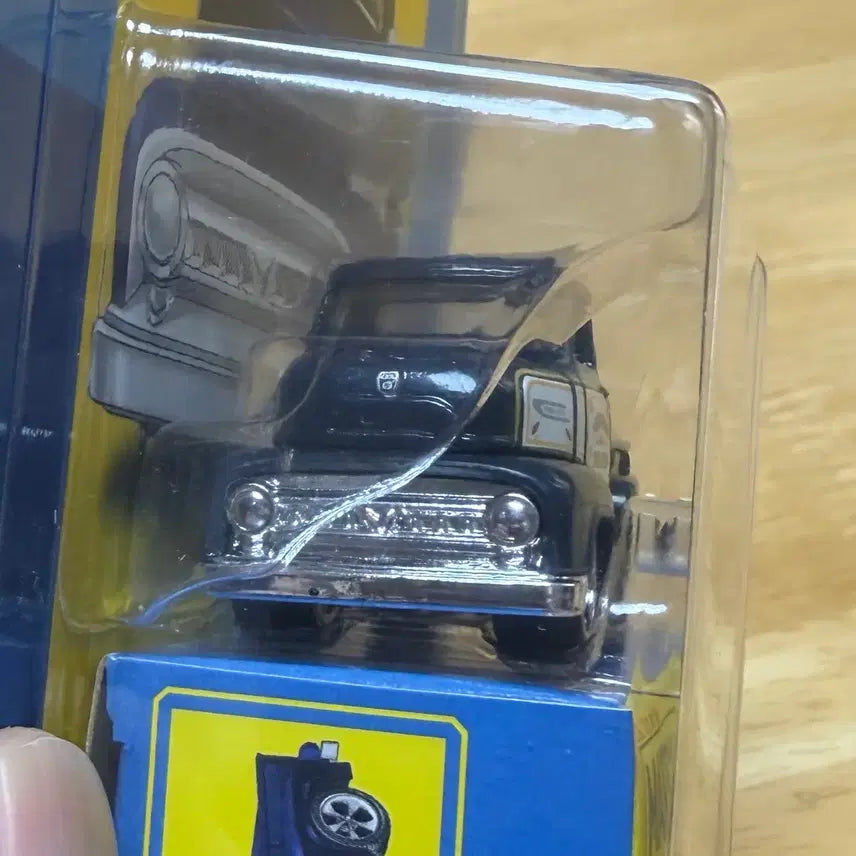 [BUNJANG] Matchbox Collectors 1953 Ford COE Pickup Truck Diecast Car / 매치박스 콜렉터스 1953 포드 COE 픽업트럭 미니카 다이캐스트
