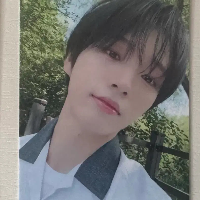 [BUNJANG] Bayon Feng Junyi Lucky Draw Photocard / 베이온 펑진위 공방 포카