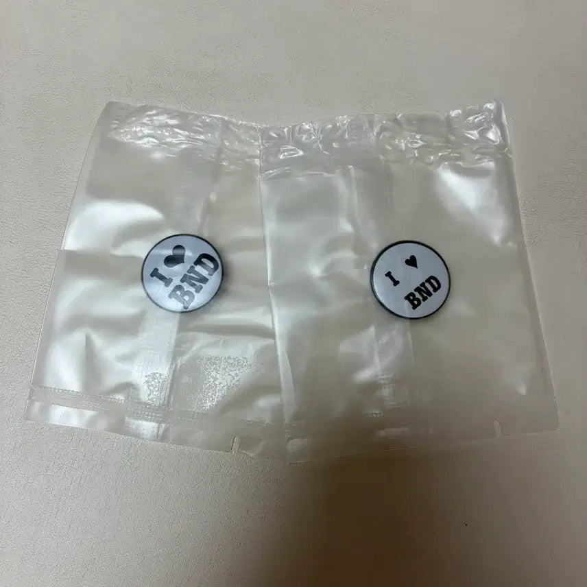 [BUNJANG] BND Pin Badge / 핀뱃지 보넥도