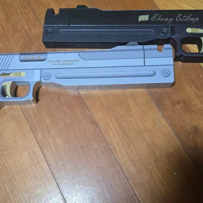 [BUNJANG] Devil May Cry Dante Gun Replica / 데빌메이크라이 단테 총 장식 팝니다