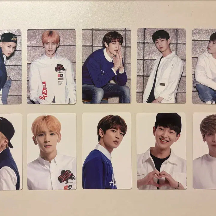 [BUNJANG] SHINee Artium Sticker Photocard Bundle Set / 샤이니 아티움 스티커 포카 일괄