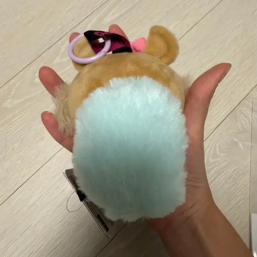 [BUNJANG] 9090 x Chiikawa Momonga (New) / 9090x치이카와 갸루 모몽가(새상품)