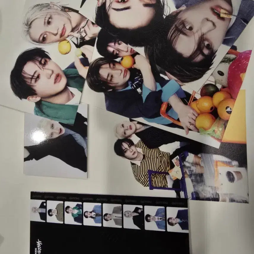 [BUNJANG] Stray Kids THIS IS THE ALBUM Bundle Set / 스트레이키즈 디스앤댓 앨범 구성품 일괄