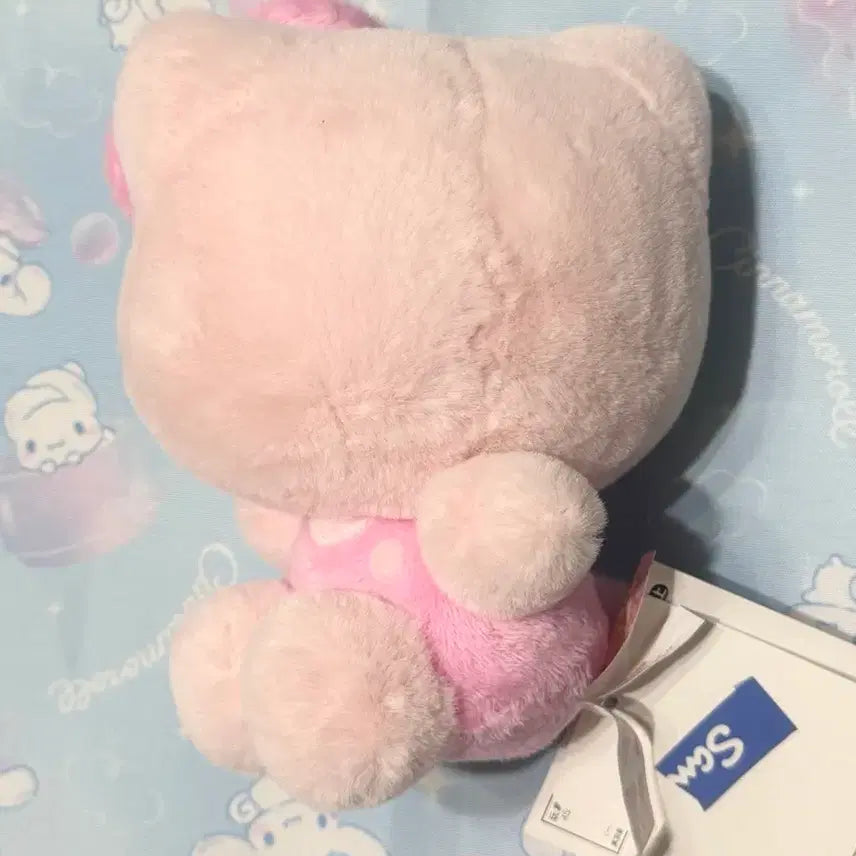 [BUNJANG] Hello Kitty 50th Anniversary Strawberry Milk Pink Plush Doll / 헬로키티 애니버서리 50주년 인형 딸기우유 핑크