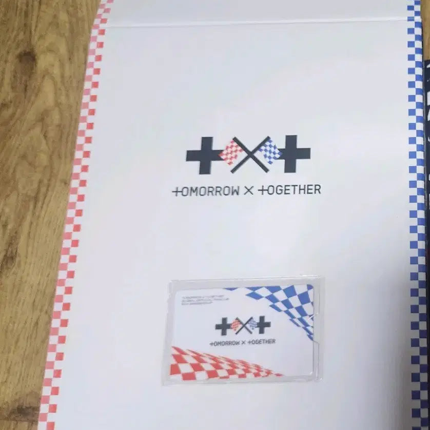 [BUNJANG] TXT MOA Photobook / 투모로우바이투게더 MOA 포토북